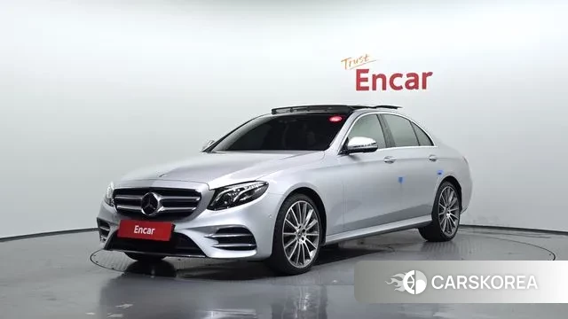 Mercedes-Benz E-Class W213 2020 Серебристо-серый из Кореи