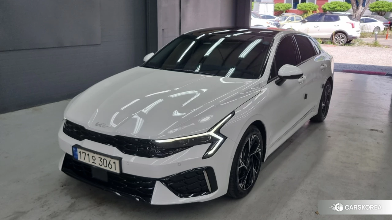 Kia The New K5 Hybrid 3rd generation 2024 Белый из Кореи