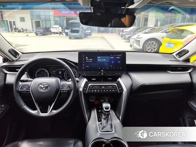 Toyota Weisha 2023 Серебристо-серый из Китая