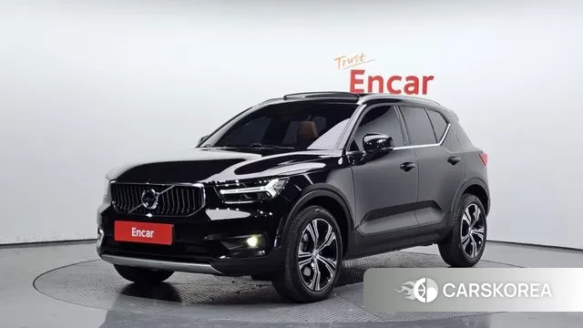 Volvo XC40 2022 Черный из Кореи