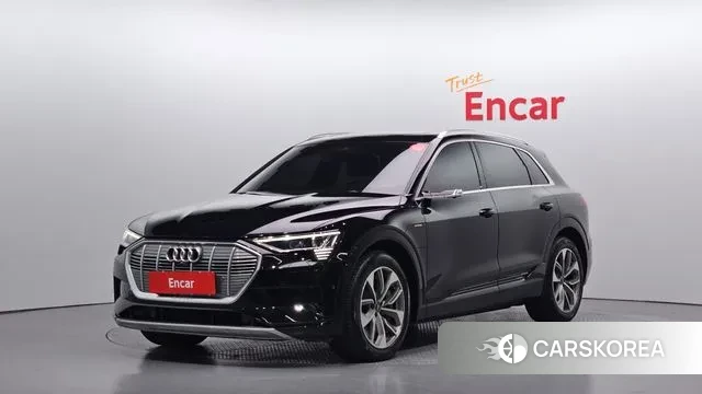 Audi e-Tron 2020 Черный из Кореи