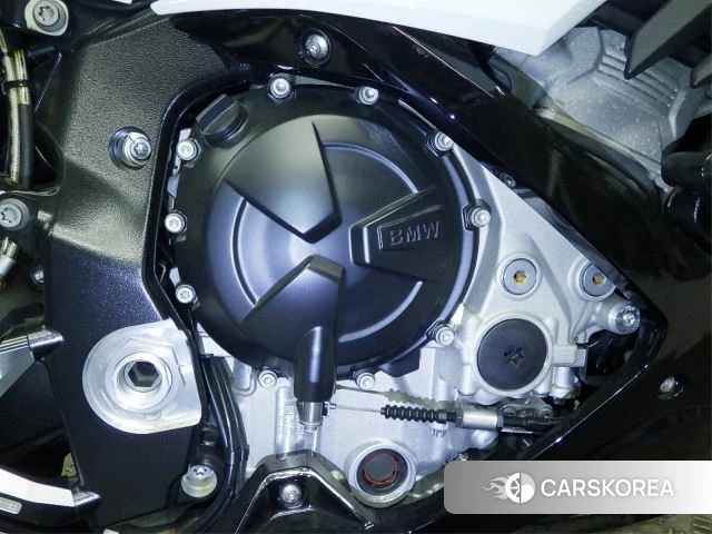 Engine photo