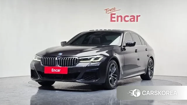 BMW 5 Series (G30) 2023 Серый из Кореи