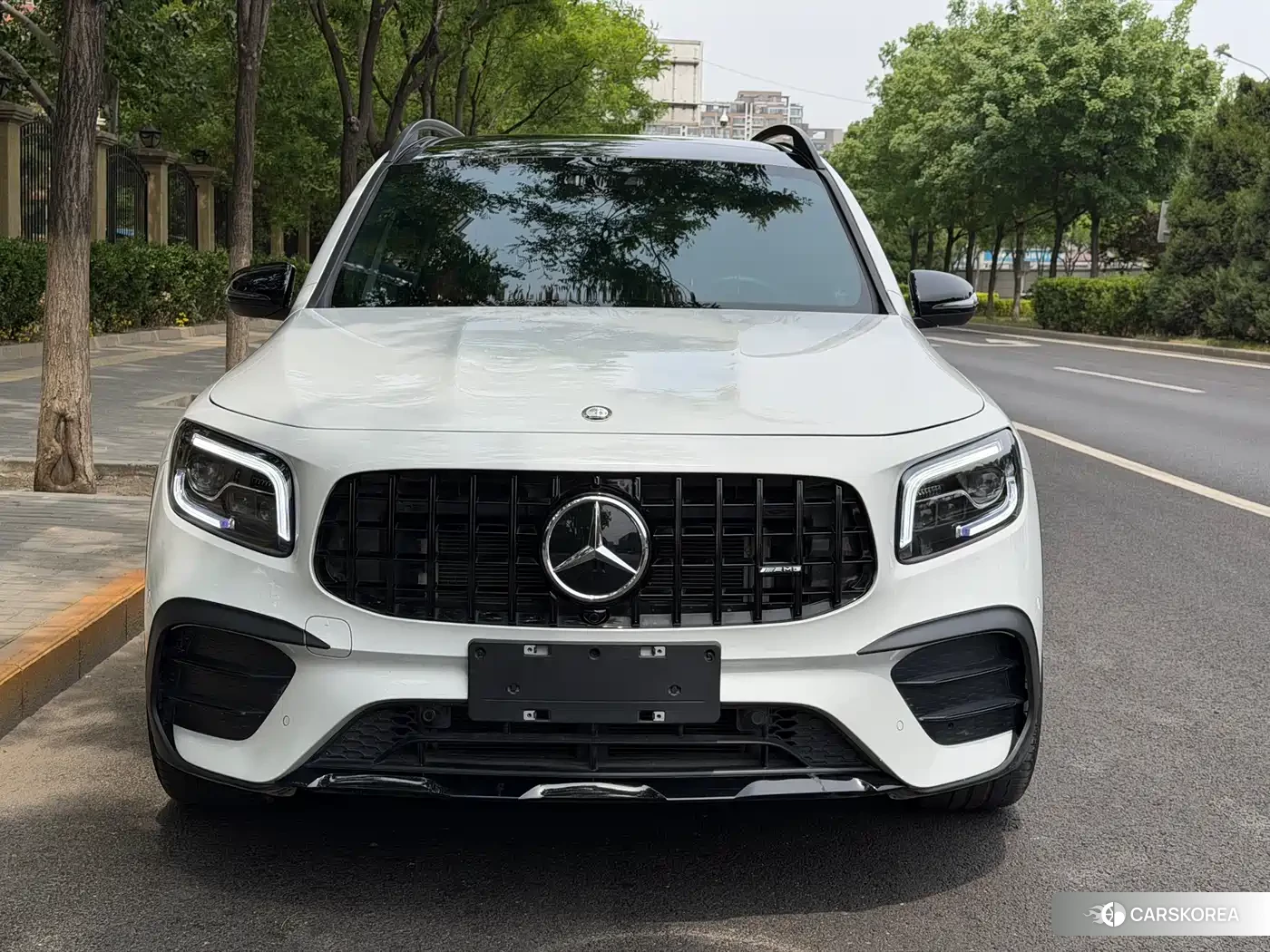 Mercedes-Benz GLB AMG 2023 Белый из Китая