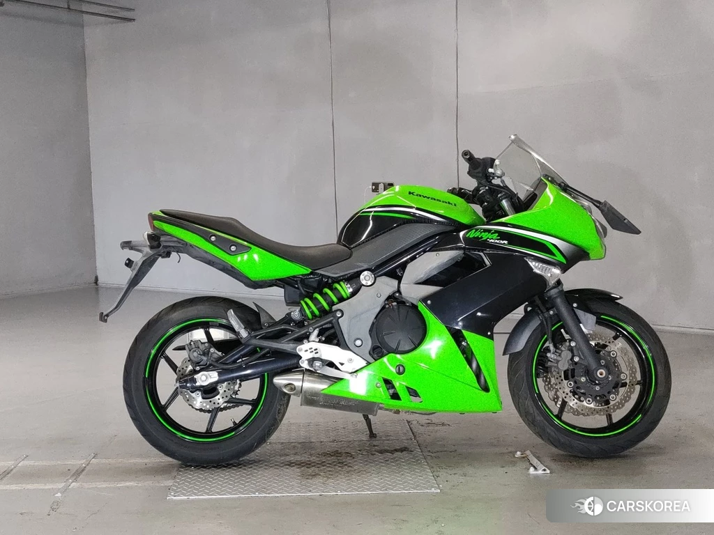 Проданный Kawasaki NINJA 400R 2013 из Японии, фото 2