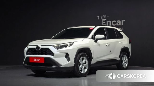 Toyota RAV4 5th Generation 2021 Белый из Кореи