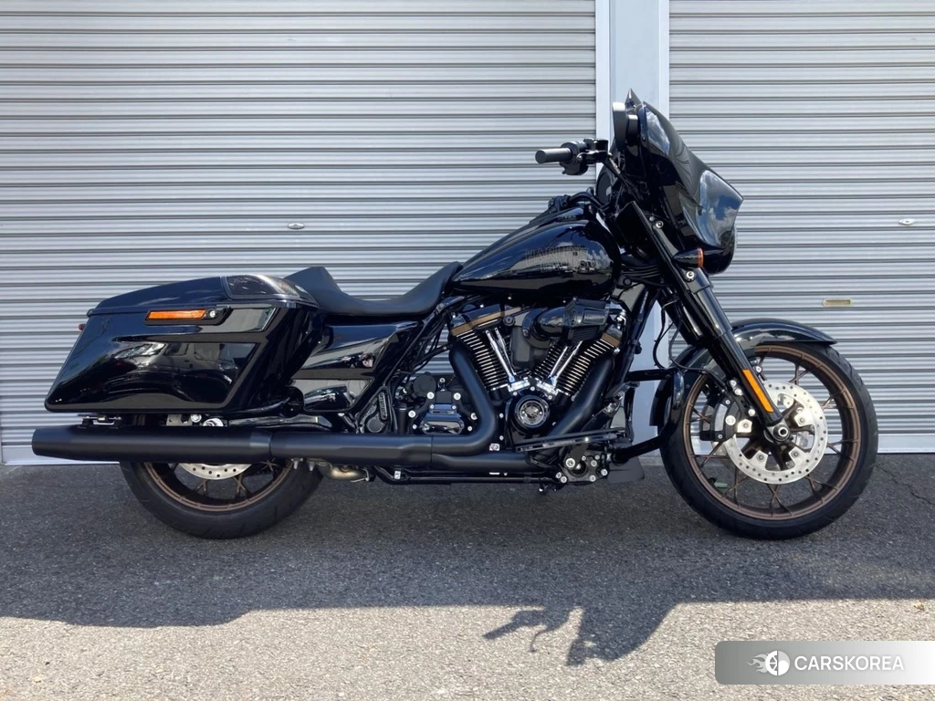 Проданный OTHER HARLEY FLHXST 2024 из Японии