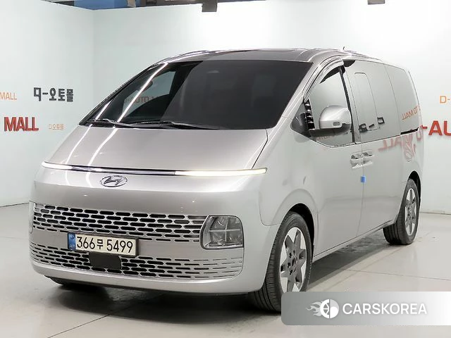 Hyundai Staria 2021 Серебряный из Кореи