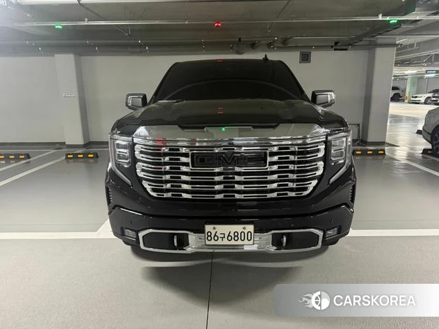 GMC Sierra 2025 Черный из Кореи
