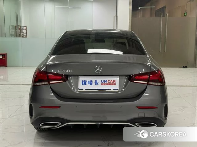 Mercedes-Benz Class A 2022 Темно-серый из Китая