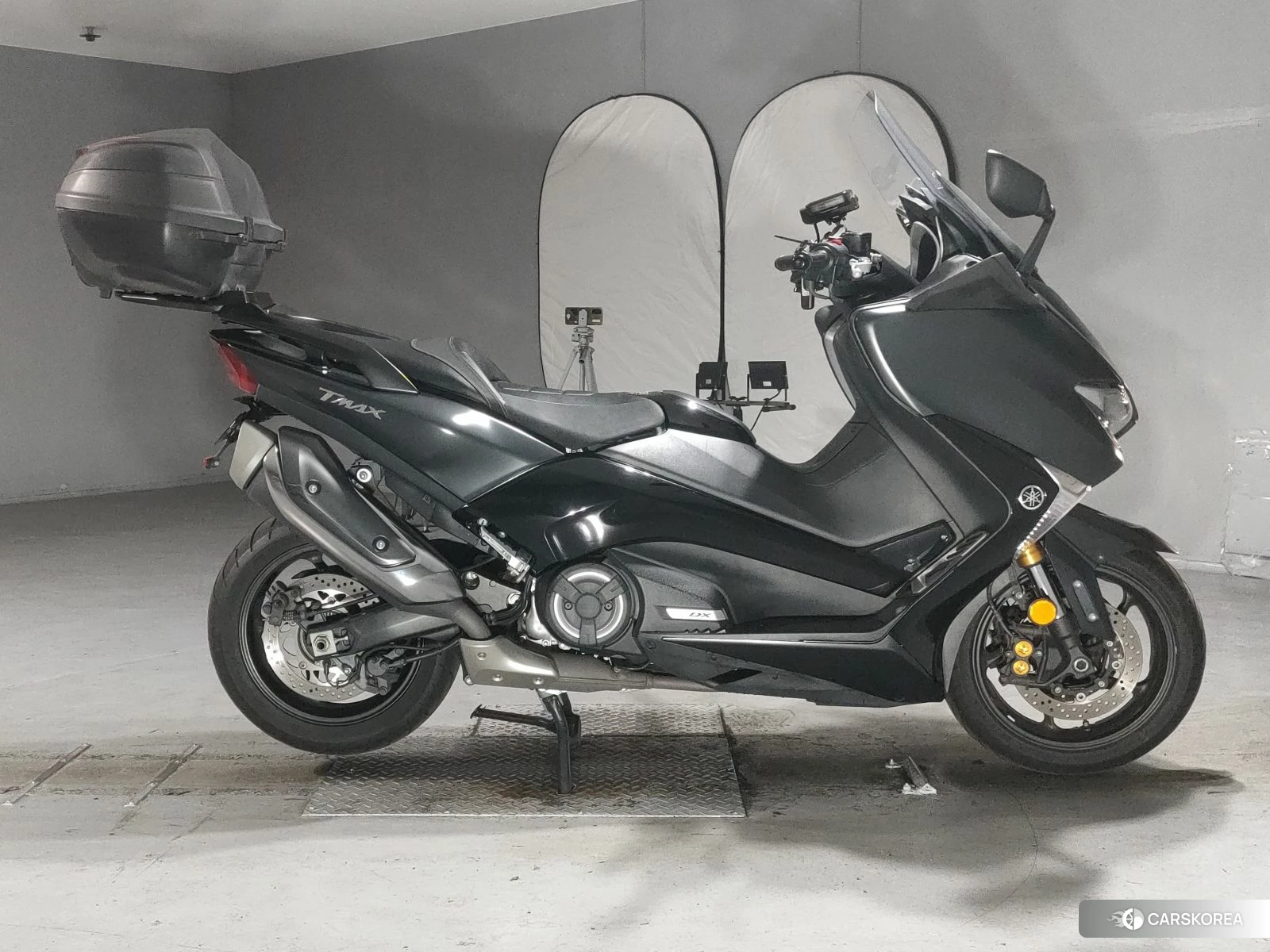 Yamaha T-MAX 530 DX 2018 из Японии