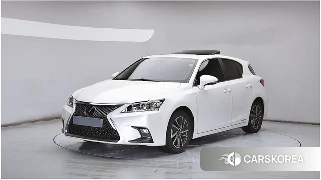 Lexus CT200h 2018 Белый из Кореи