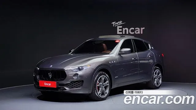 Maserati Levante 2018 Серый из Кореи
