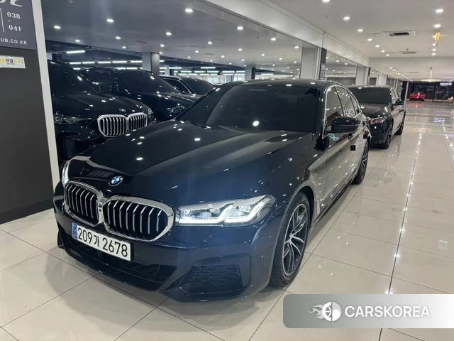 BMW 5 Series (G30) 2023 Синий из Кореи