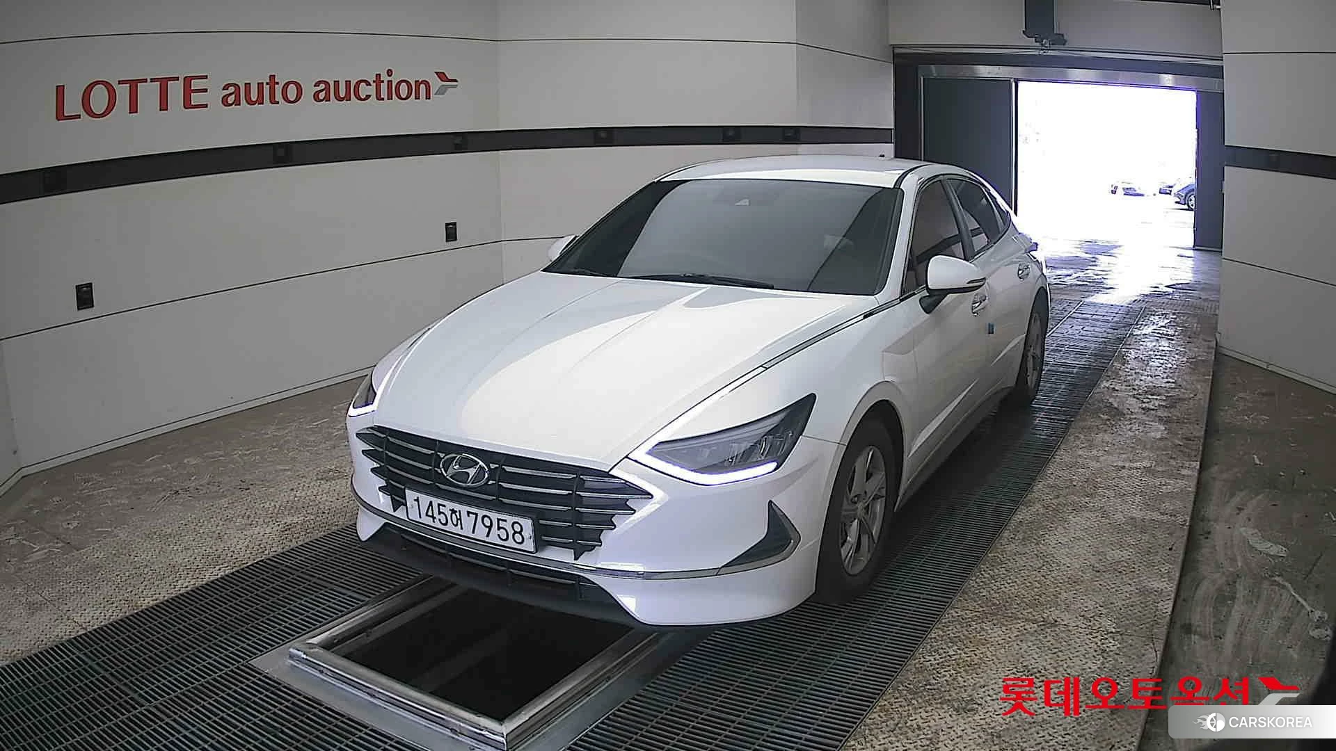 Hyundai Sonata 2020 White cream (optional) из Кореи