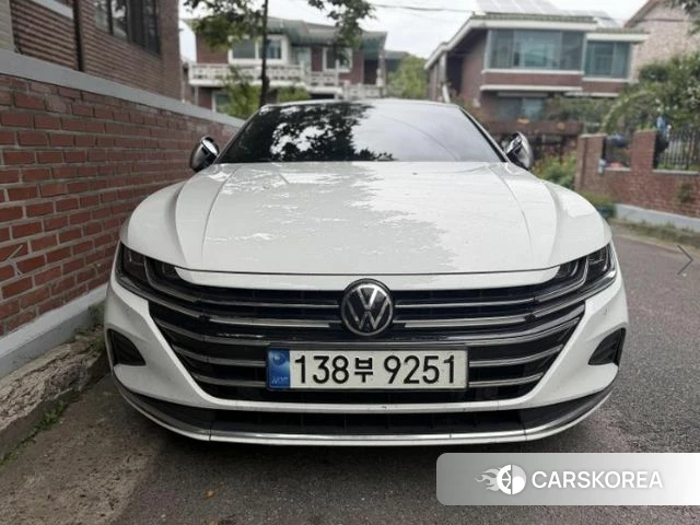 Volkswagen Arteon 2022 Белый из Кореи