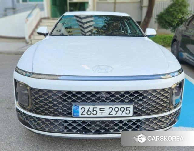 Hyundai Grandeur Hybrid (GN7) 2024 Белый из Кореи
