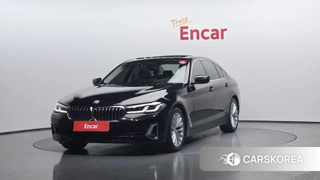 BMW 5 Series (G30) 2021 Черный из Кореи