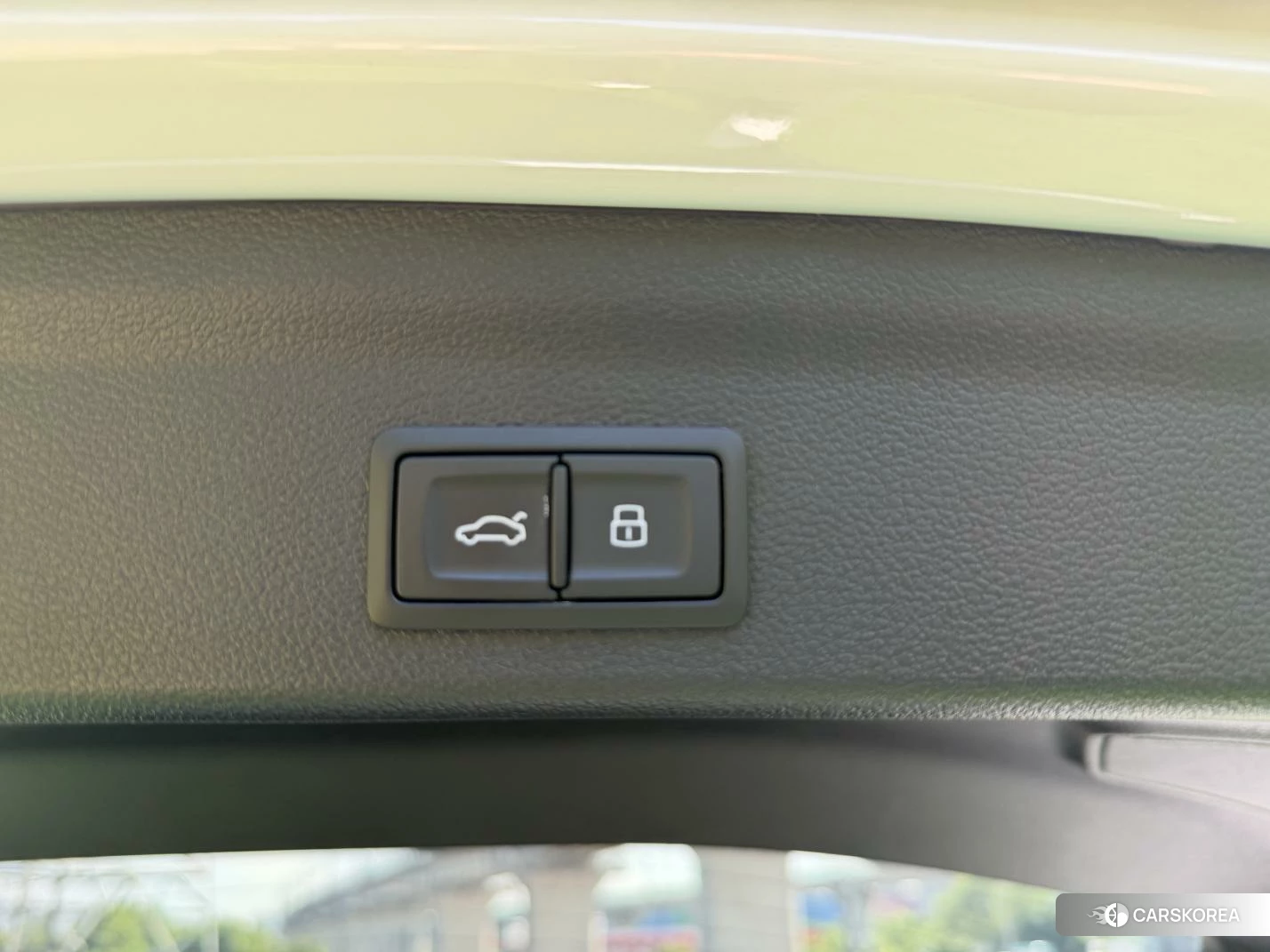 Audi Q3 2022 Белый из Китая