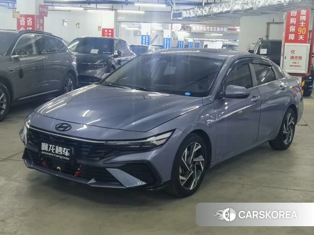 Hyundai Elantra 2024 Синий из Китая