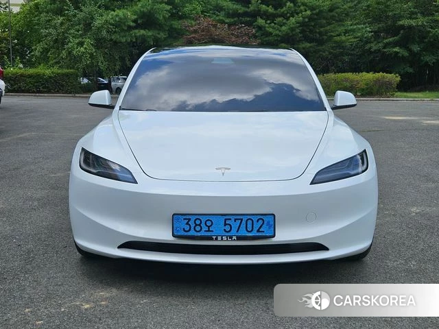 Tesla Model 3 2025 Белый из Кореи