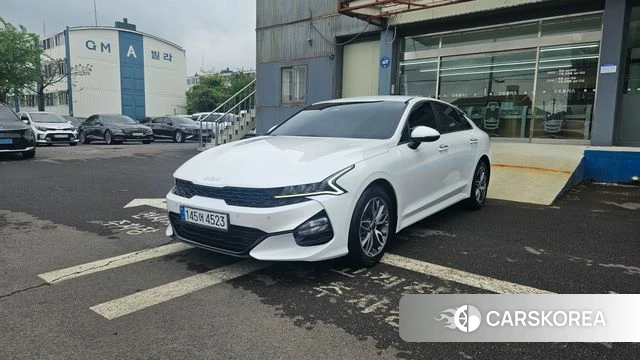 Kia K5 3rd generation 2022 Белый из Кореи