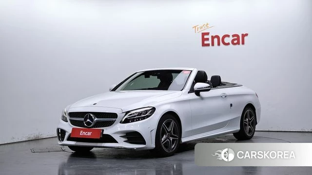 Mercedes-Benz C-Class W205 2019 Белый из Кореи