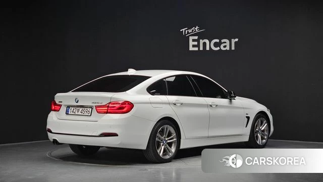 BMW 4 Series (F32) 2018 Белый из Кореи