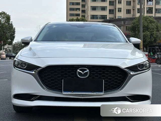 Mazda 3 Angkesaila 2019 Белый из Китая
