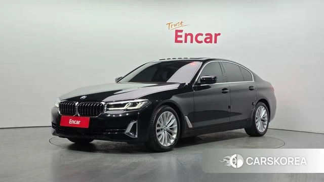 BMW 5 Series (G30) 2022 Черный из Кореи