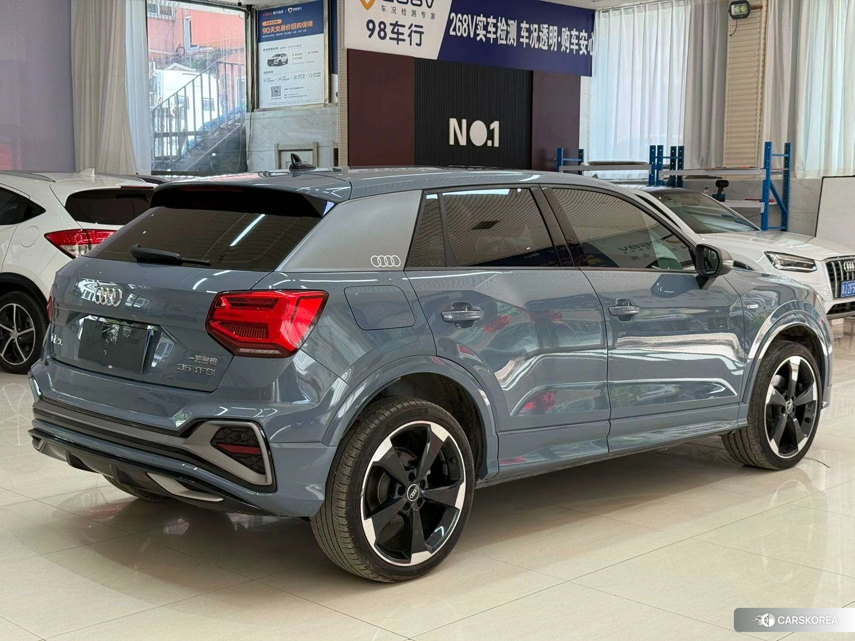 Audi Q2L 2021 Синий из Китая