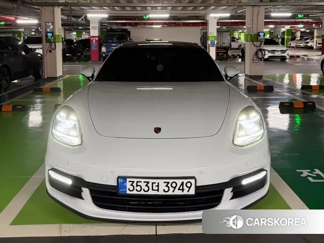 Porsche Panamera (971) 2018 Белый из Кореи