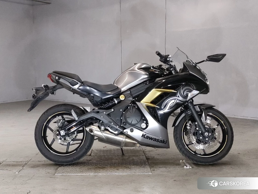 Проданный Kawasaki NINJA 400 2018 из Японии