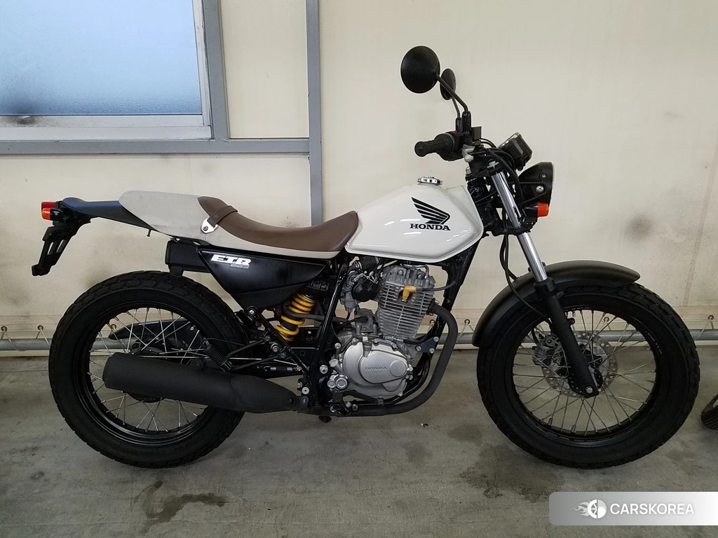 Проданный Honda FTR223 2012 из Японии