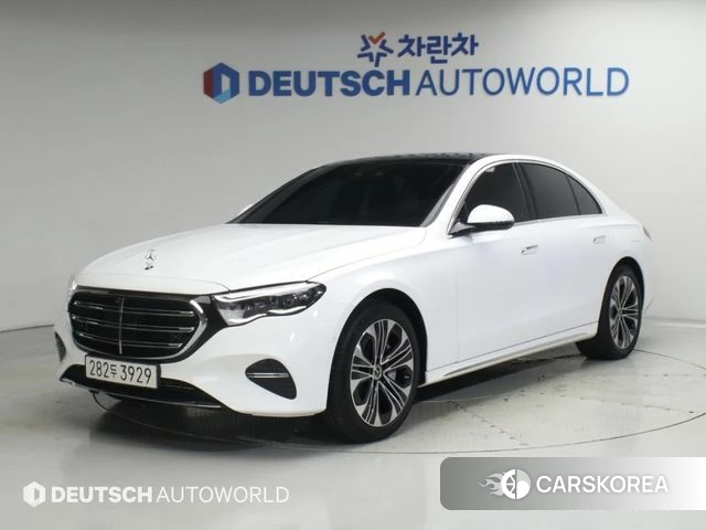 Mercedes-Benz E-Class W214 2025 Белый из Кореи