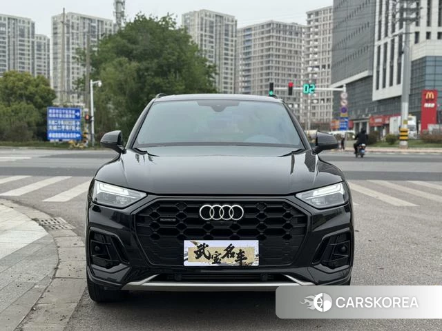 Audi Q5L 2024 Черный из Китая
