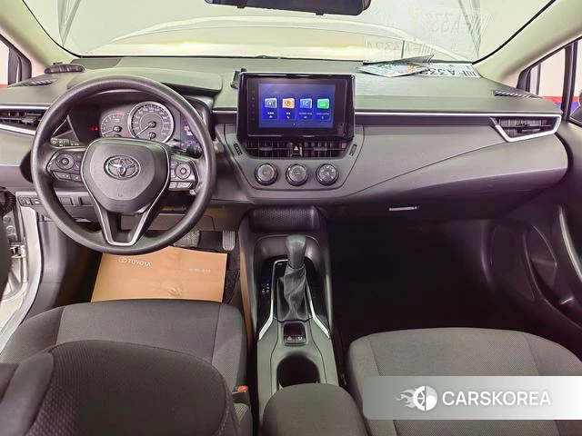 Toyota Corolla 2023 Серебристо-серый из Китая