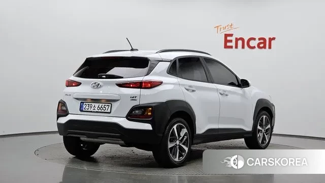 Hyundai Kona 2018 Белый из Кореи