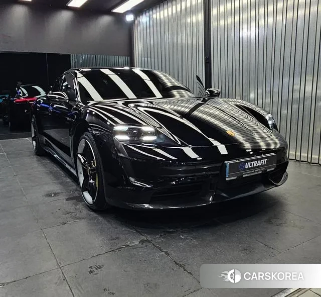 Porsche Taycan 2021 Черный из Кореи