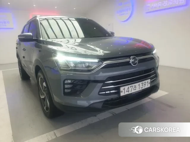 Ssangyong Beautiful Korando 2020 Серебристо-серый из Кореи