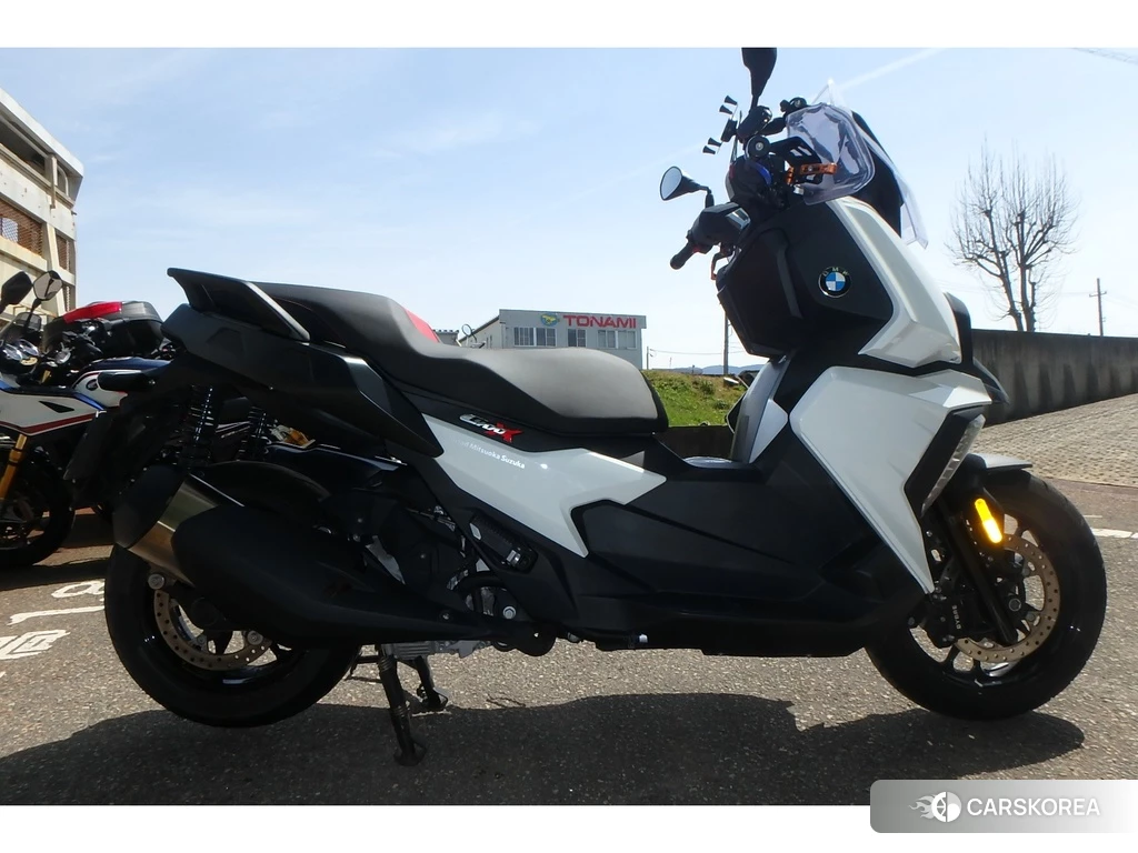Проданный BMW C400X 2019 из Японии, фото 2