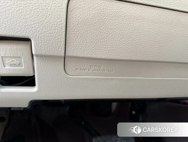 Toyota Land Cruiser (imported) 2023 Белый из Китая