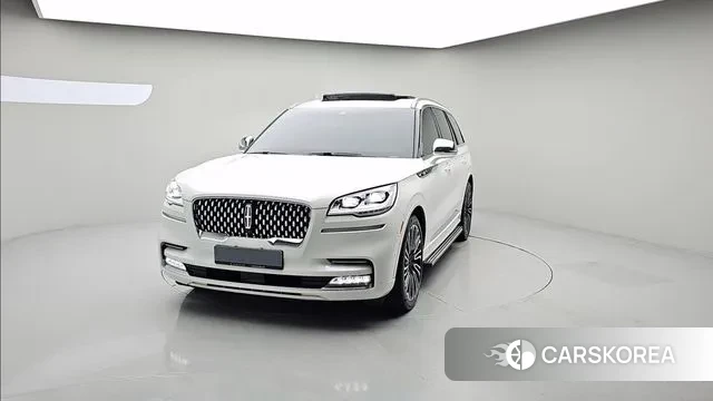 Lincoln Aviator 2nd generation 2020 Белый из Кореи