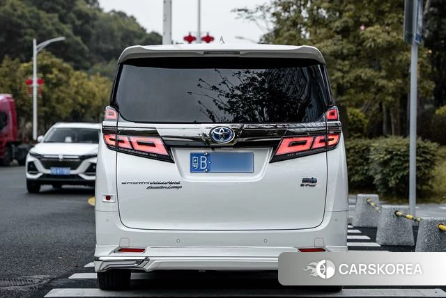 Toyota Wilfa 2022 Белый из Китая
