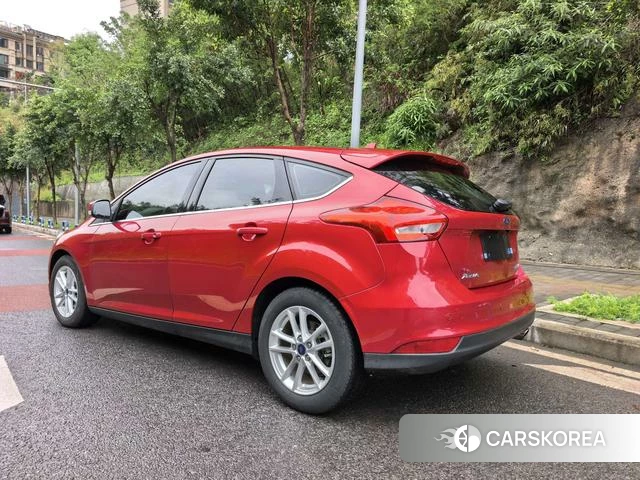 Ford Fox 2018 Красный из Китая