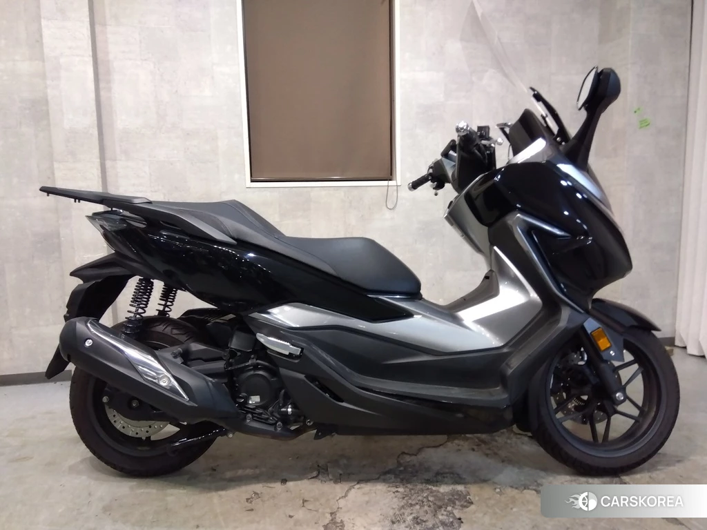 Проданный Honda FORZA 2018 из Японии, фото 2