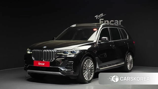 BMW X7 (G07) 2021 Черный из Кореи