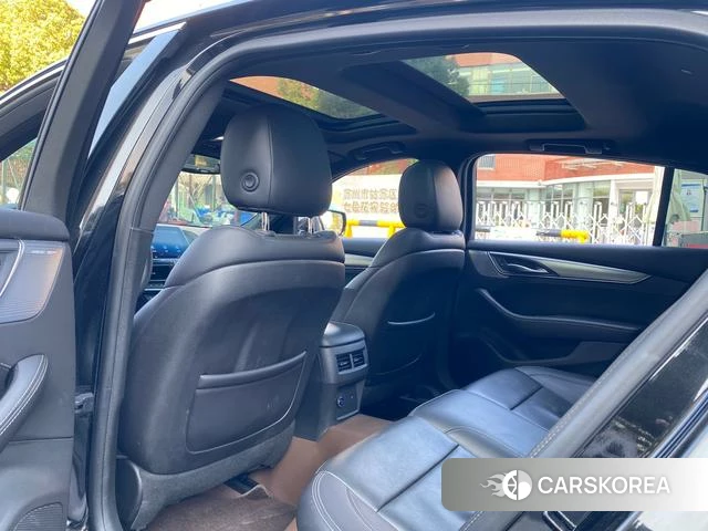 Cadillac CT5 2022 Черный из Китая