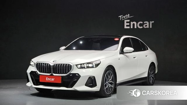 BMW 5 Series (G60) 2025 Белый из Кореи