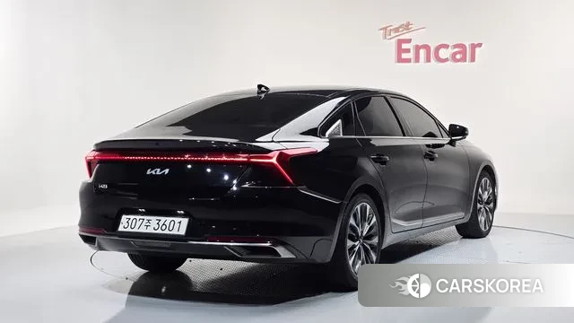 Kia K8 2022 Черный из Кореи